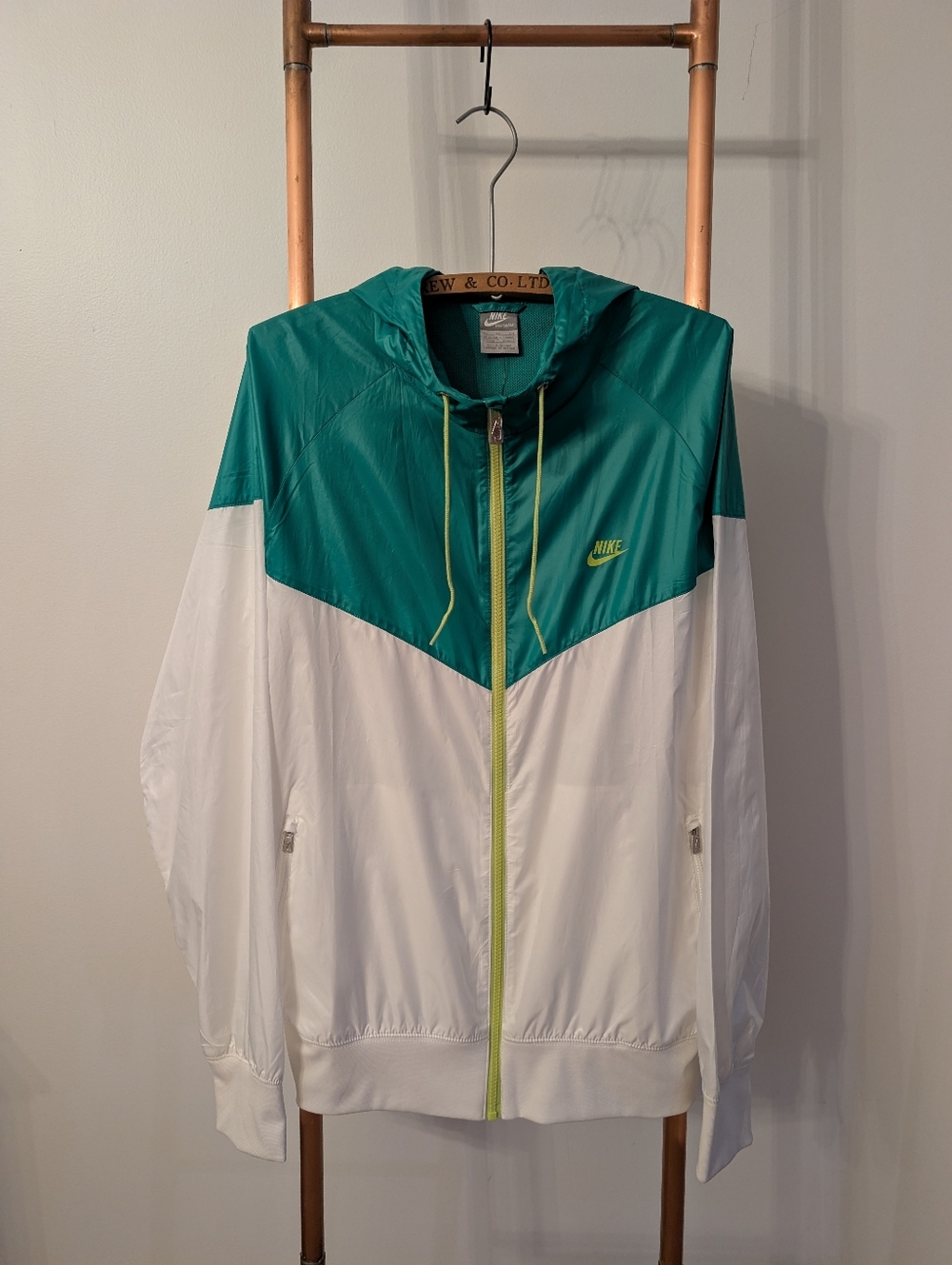 *NWT* Y2K - Nike Colorblock Windbreaker Jacket in Teal & White